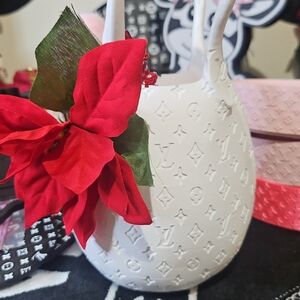 3D Printed White Designer Decor- Planter/Makeup Brush/Pen Holder